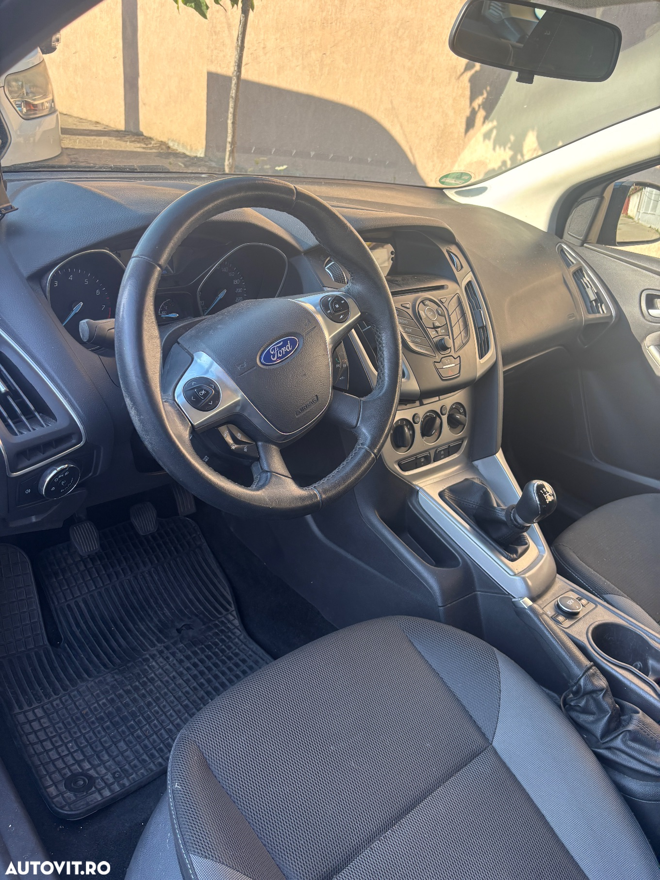 Ford Focus 1.0 EcoBoost Connected - 9