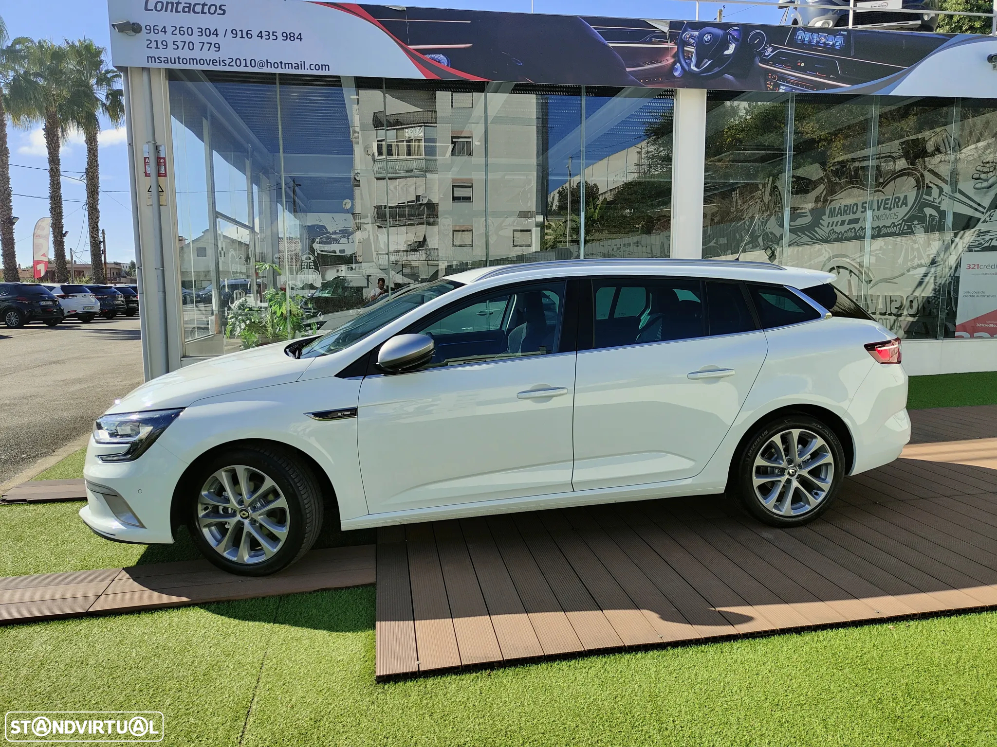 Renault Mégane Sport Tourer 1.5 Blue dCi GT Line EDC - 4