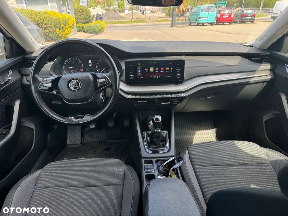 Skoda Octavia 2.0 TDI Ambition - 8