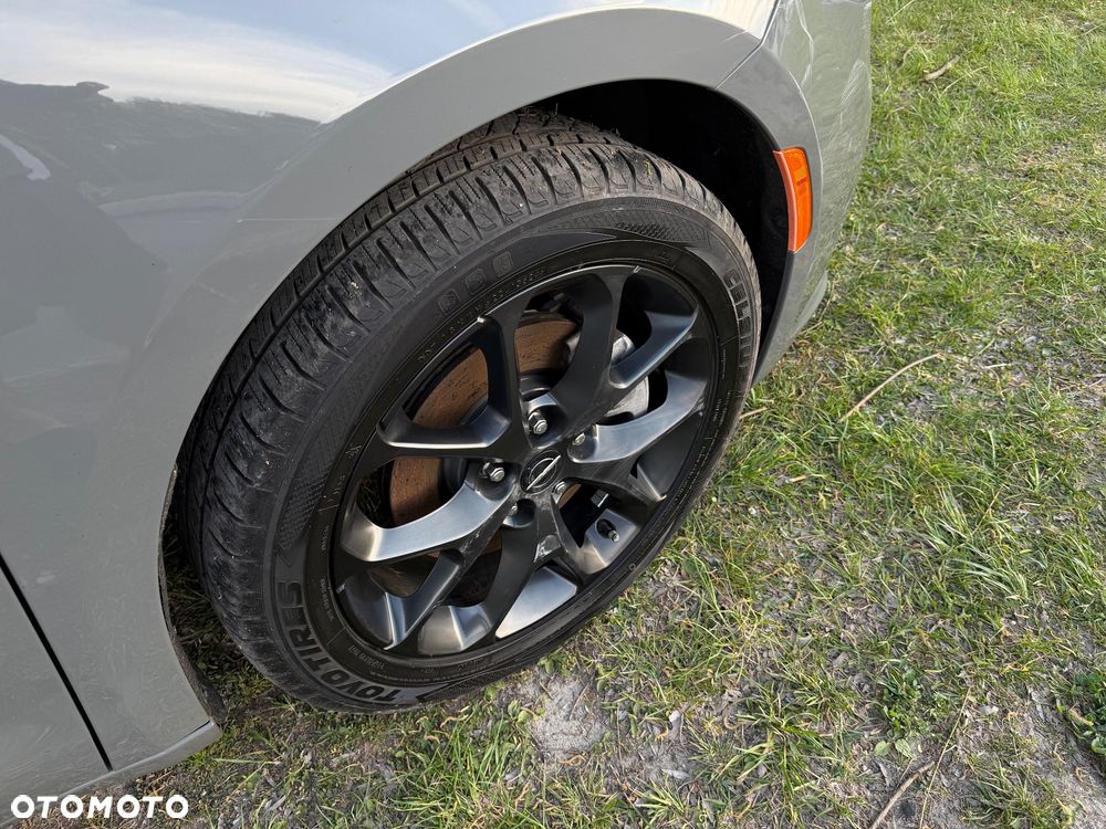 Chrysler Pacifica - 22