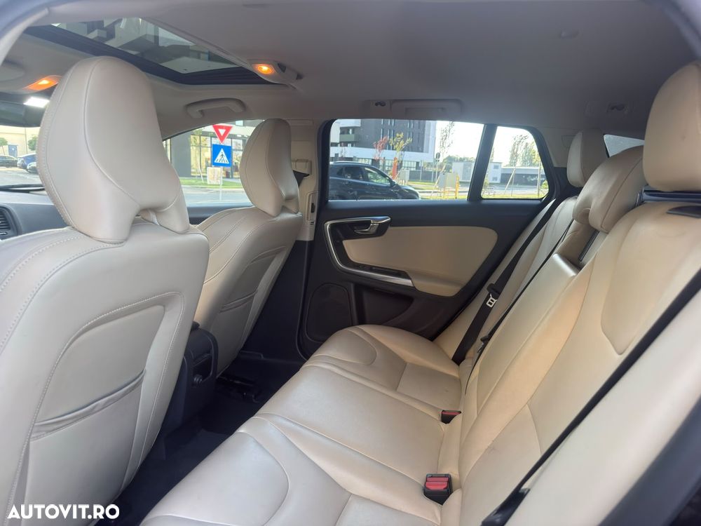 Volvo V60 - 6