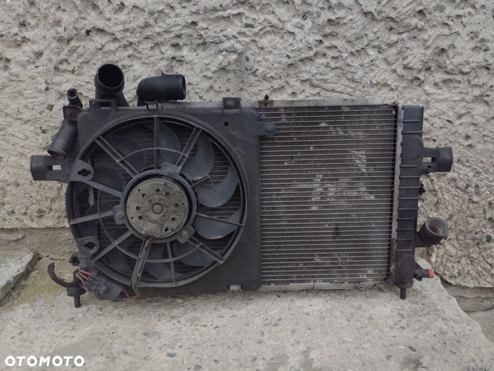 CHŁODNICA KLIMATYZACJI 1.7 1.9 CDTI OPEL ASTRA H III - 4