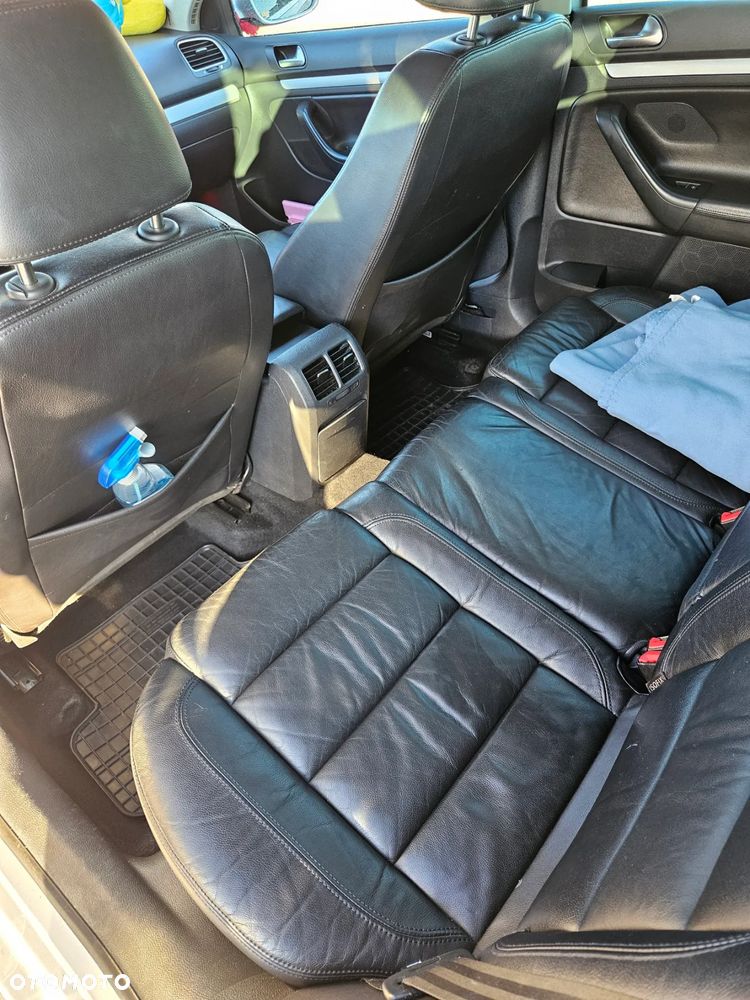 Volkswagen Golf Variant 2.0 TDI Highline DSG - 10