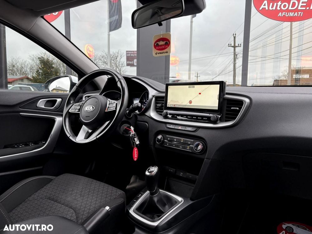 Kia Ceed - 7