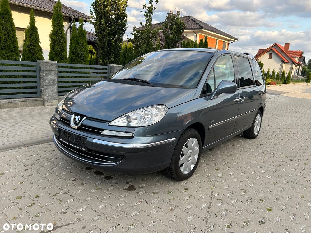 Peugeot 807 HDi 165 Premium - 2