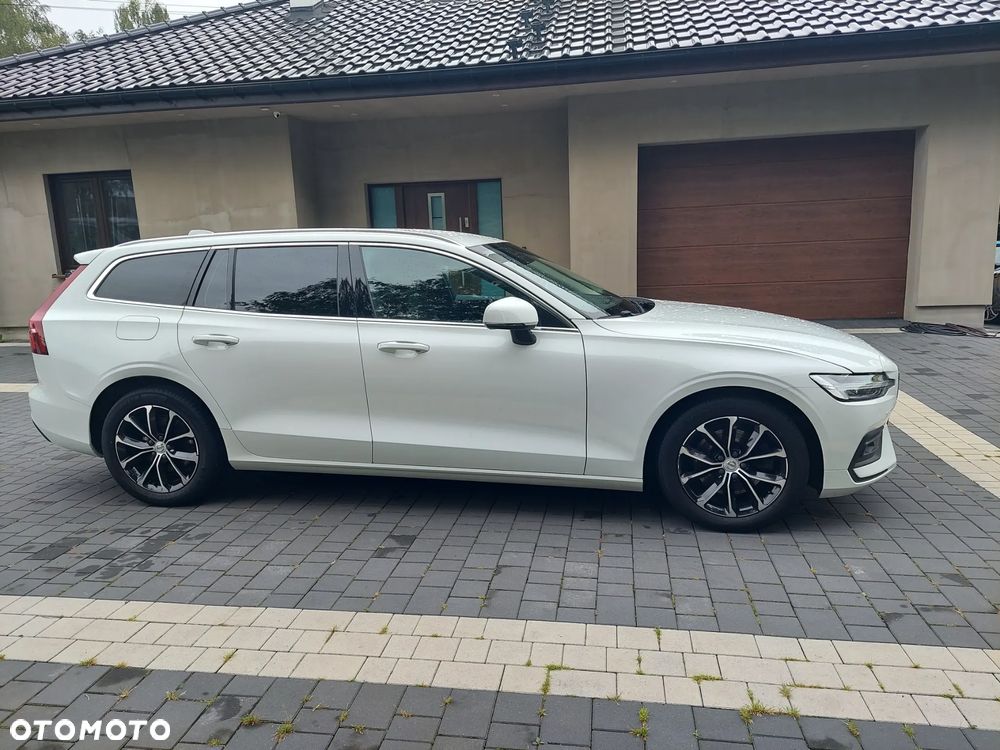 Volvo V60 B3 B Momentum Pro - 4