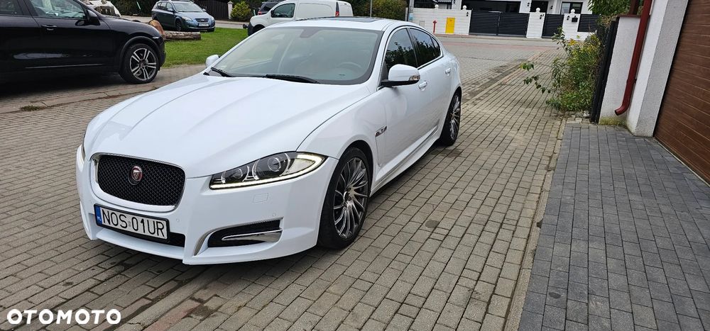 Jaguar XF 2.7 V6 D Premium Luxury - 3