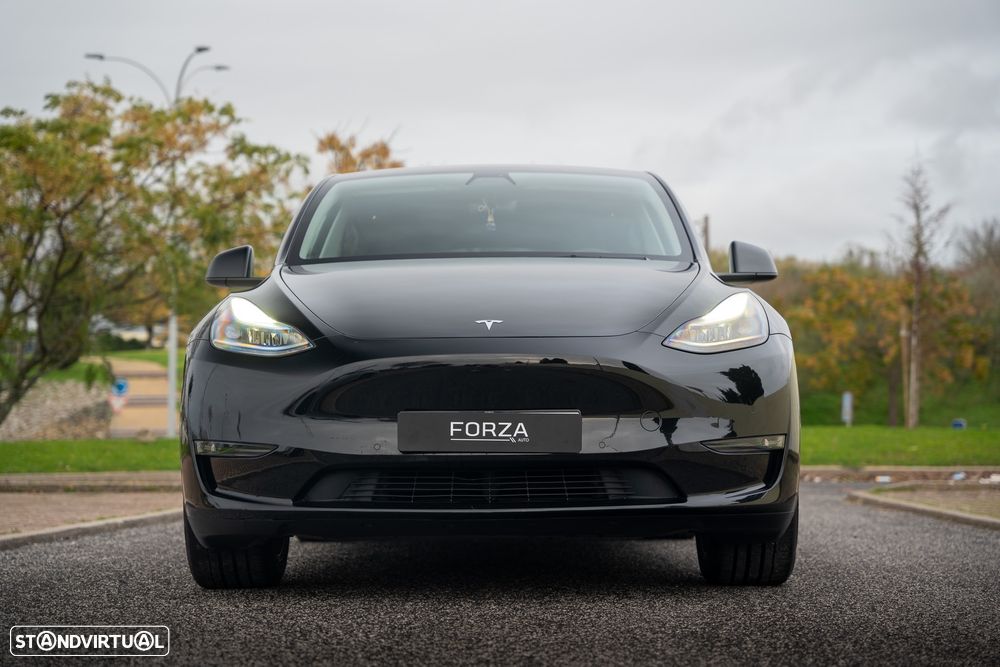 Tesla Model Y Long Range Dual Motor AWD - 7