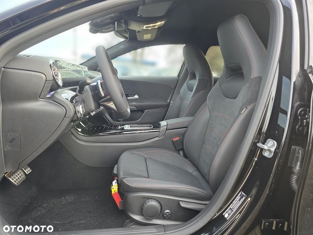 Mercedes-Benz Klasa A 200 7G-DCT AMG Line - 8