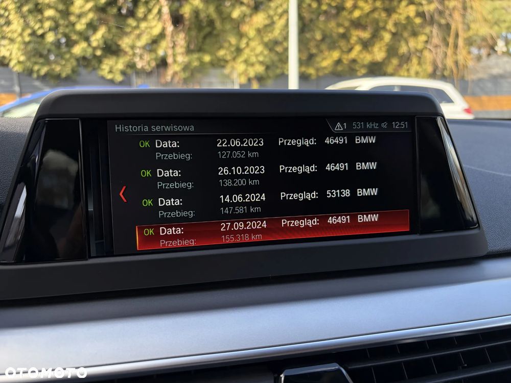 BMW Seria 5 520d - 29