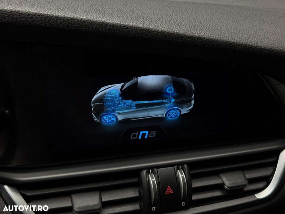 Alfa Romeo Giulia 2.2 JTDM Aut. Super - 21