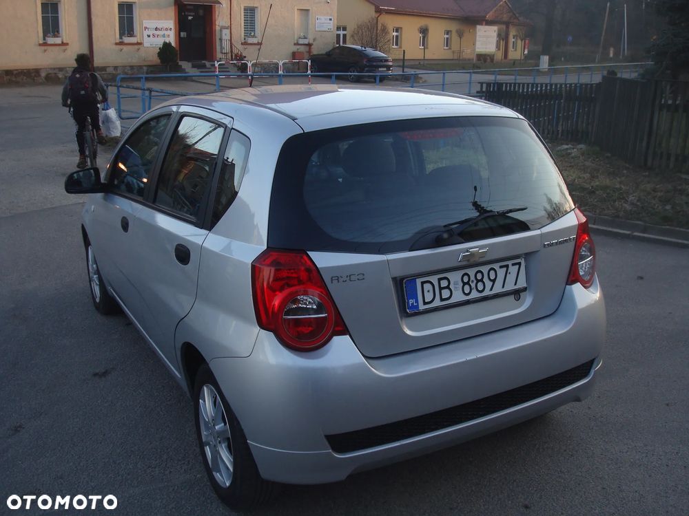 Chevrolet Aveo 1.2 Plus - 11