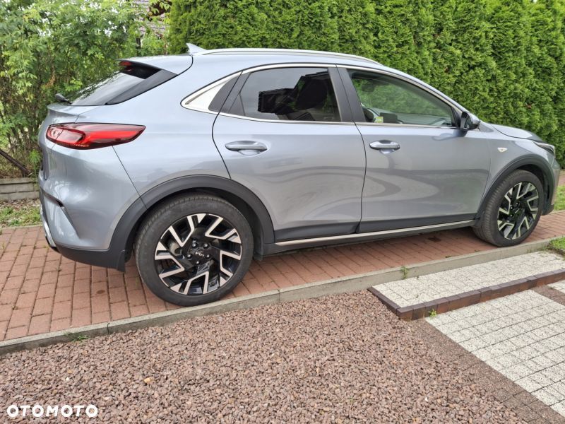 Kia XCeed 1.5 T-GDI M - 3