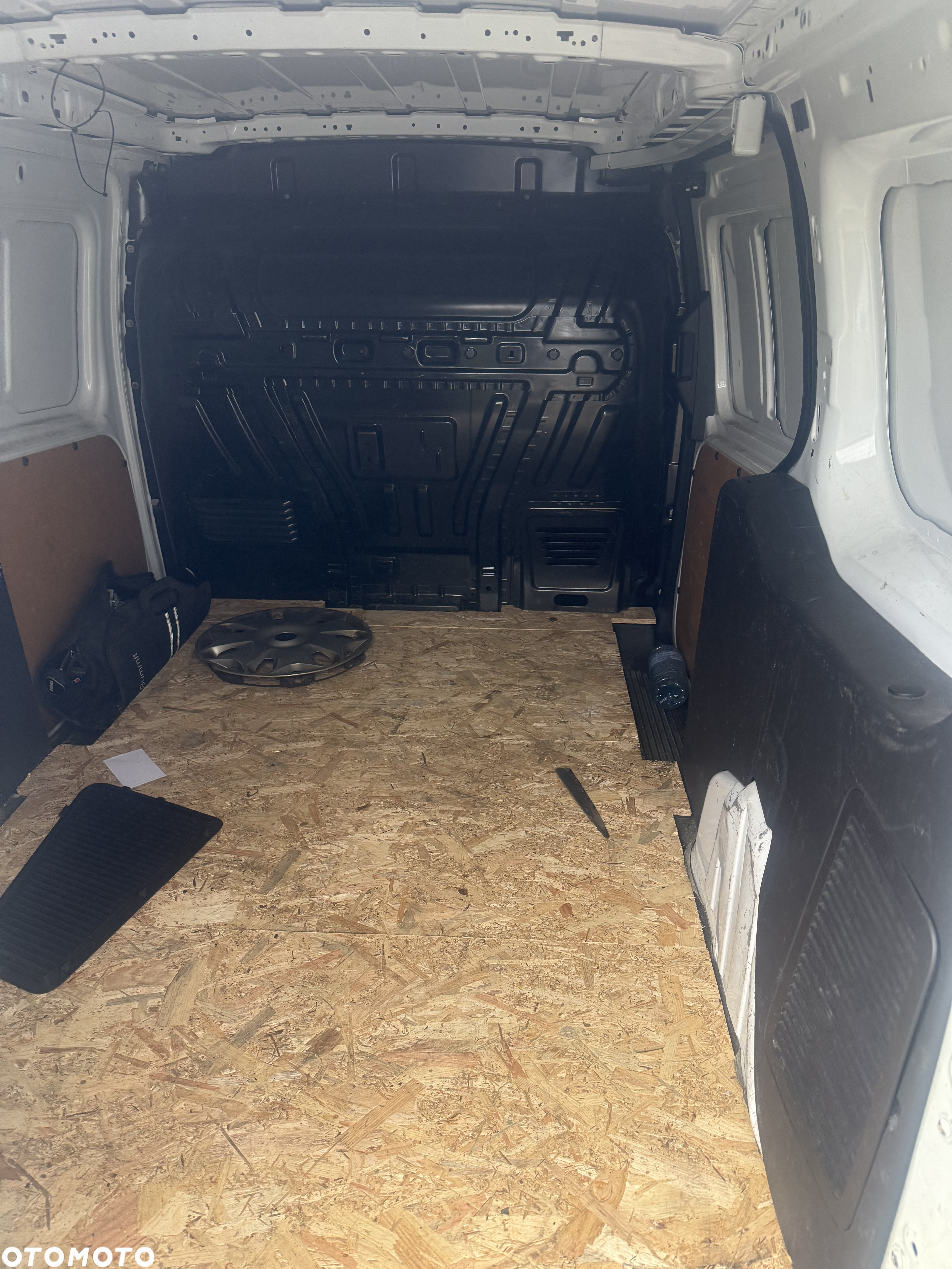 Ford Transit Connect - 10