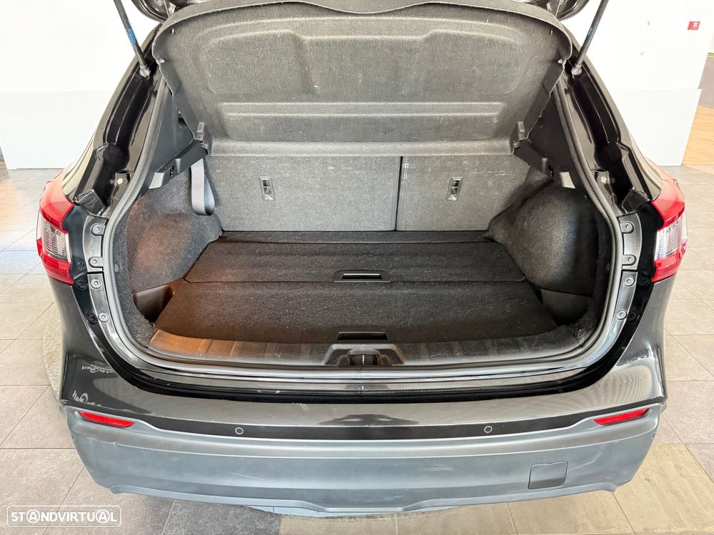 Nissan Qashqai 1.5 dCi N-Connecta J17 DCT - 7