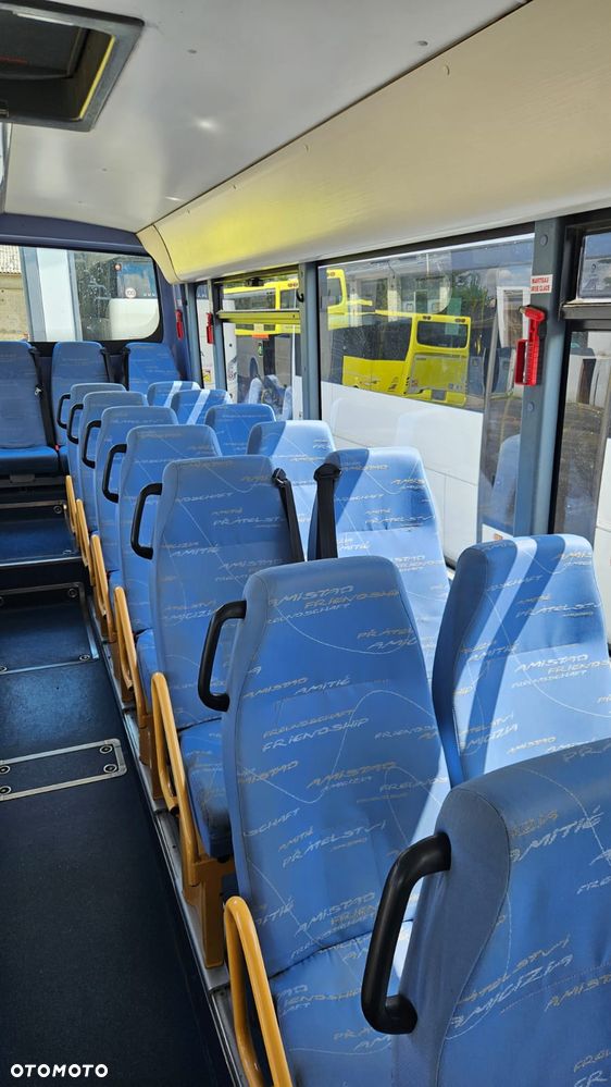 Irisbus NEW RECREO ładny 12m niski przebieg - 14