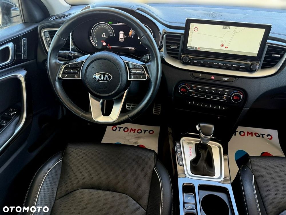 Kia XCeed - 15
