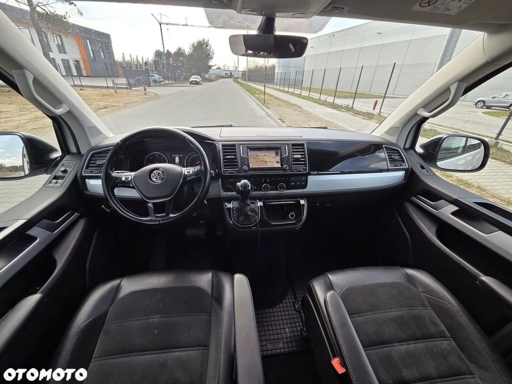 Volkswagen Multivan - 12