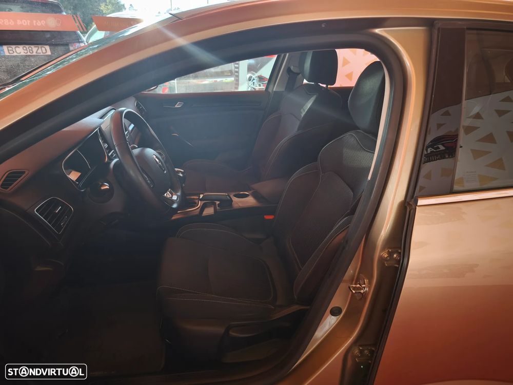 Renault Mégane 1.2 TCE Zen - 9
