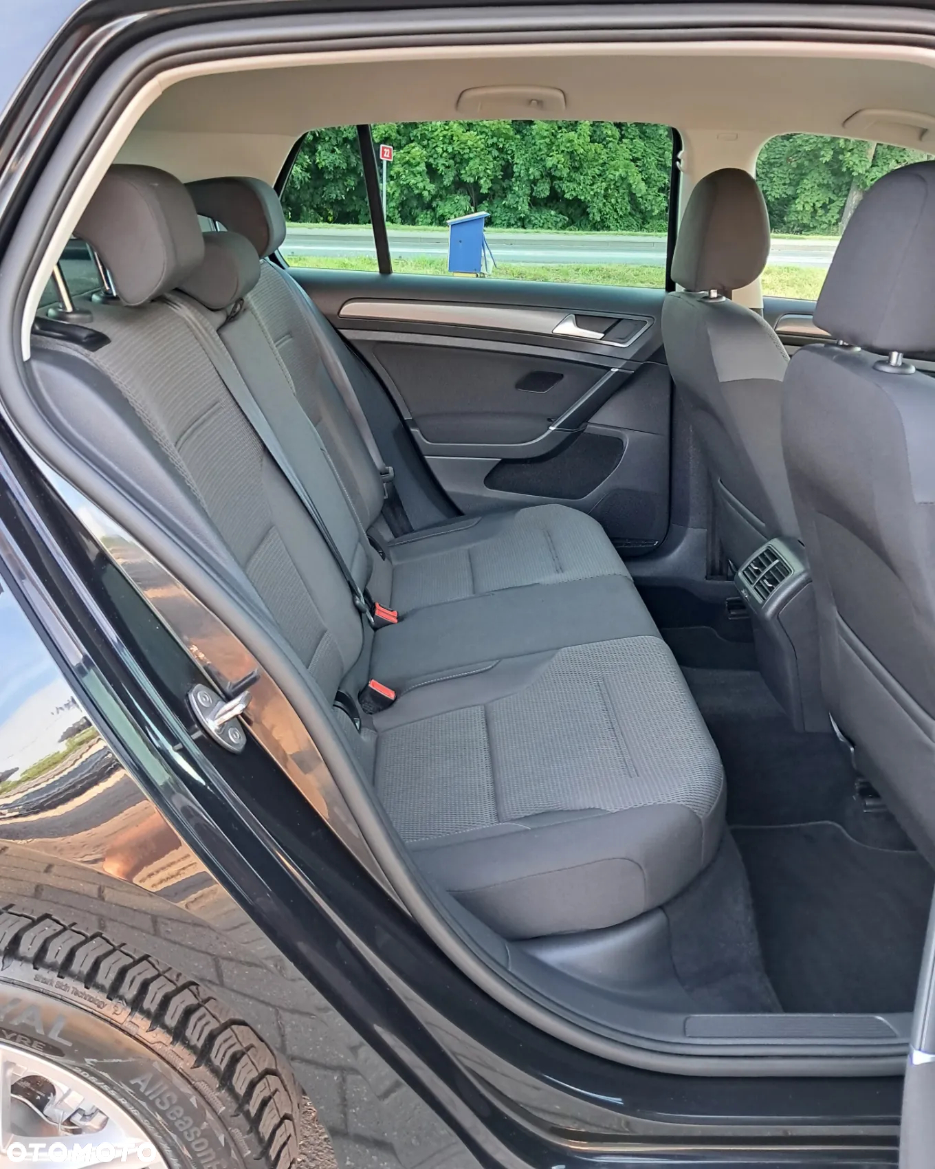 Volkswagen Golf 1.6 TDI SCR DSG Comfortline - 13
