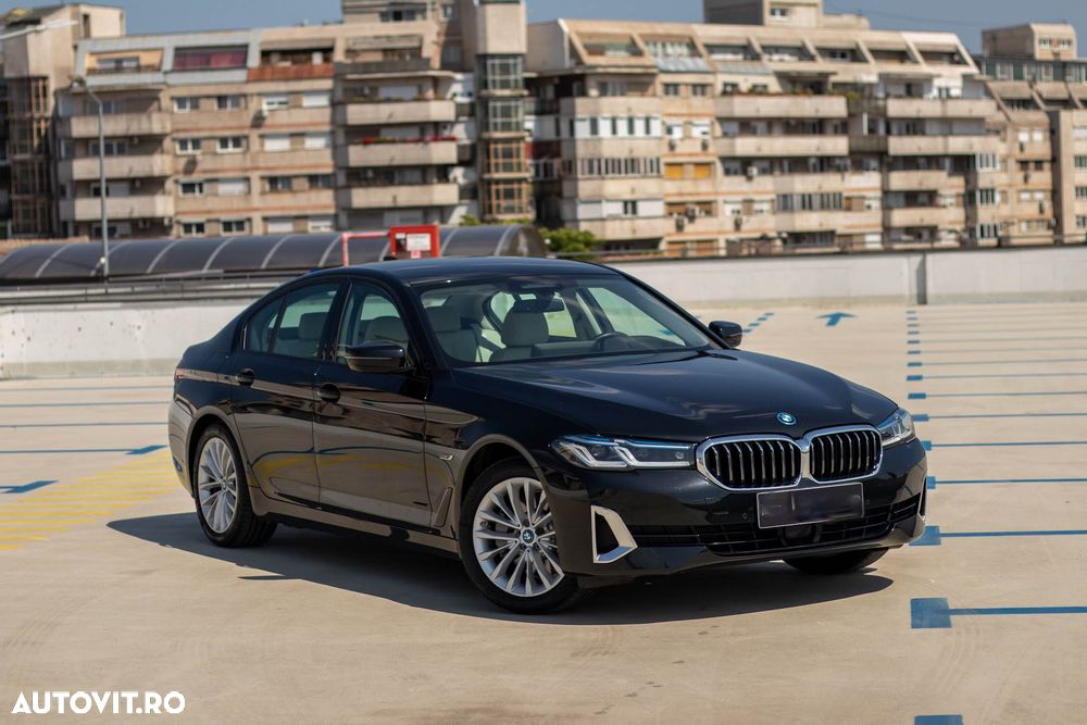 BMW Seria 5 530e xDrive Touring Aut. Luxury Line - 20