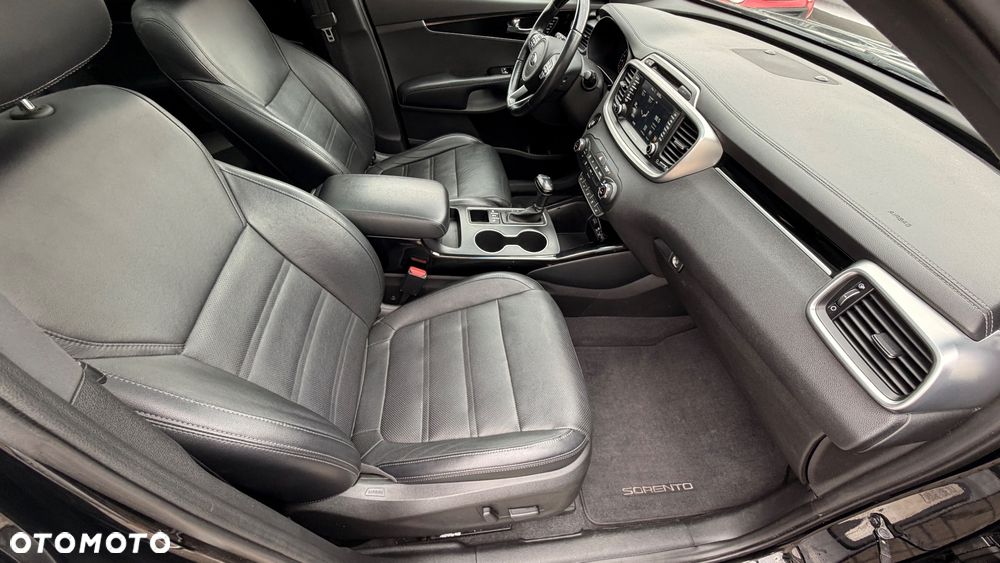 Kia Sorento - 17