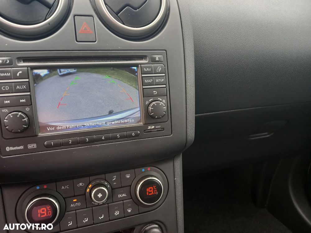 Nissan Qashqai 1.6 DCI DPF Start/Stop acenta - 11