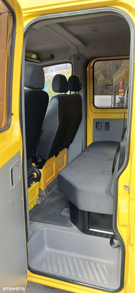 Mercedes-Benz Sprinter - 16