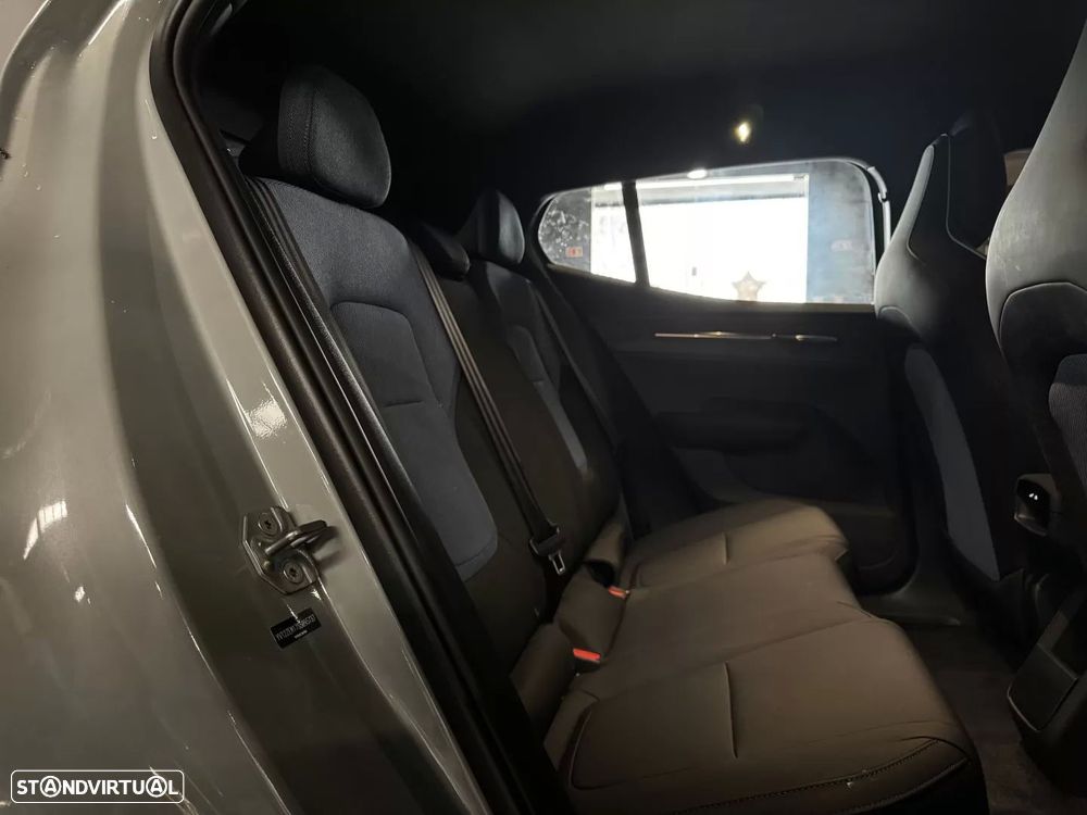 Volvo EX30 51 kWh Single Motor Core - 29