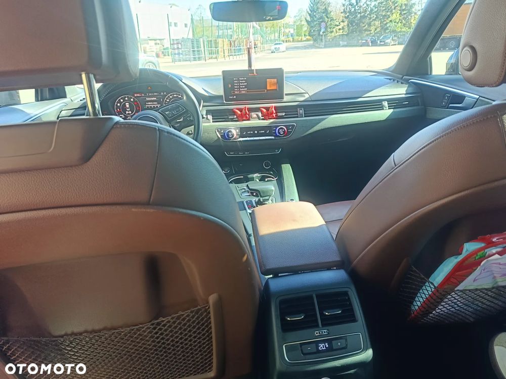 Audi A4 Limousine 2.0 TFSI ultra S tronic - 12