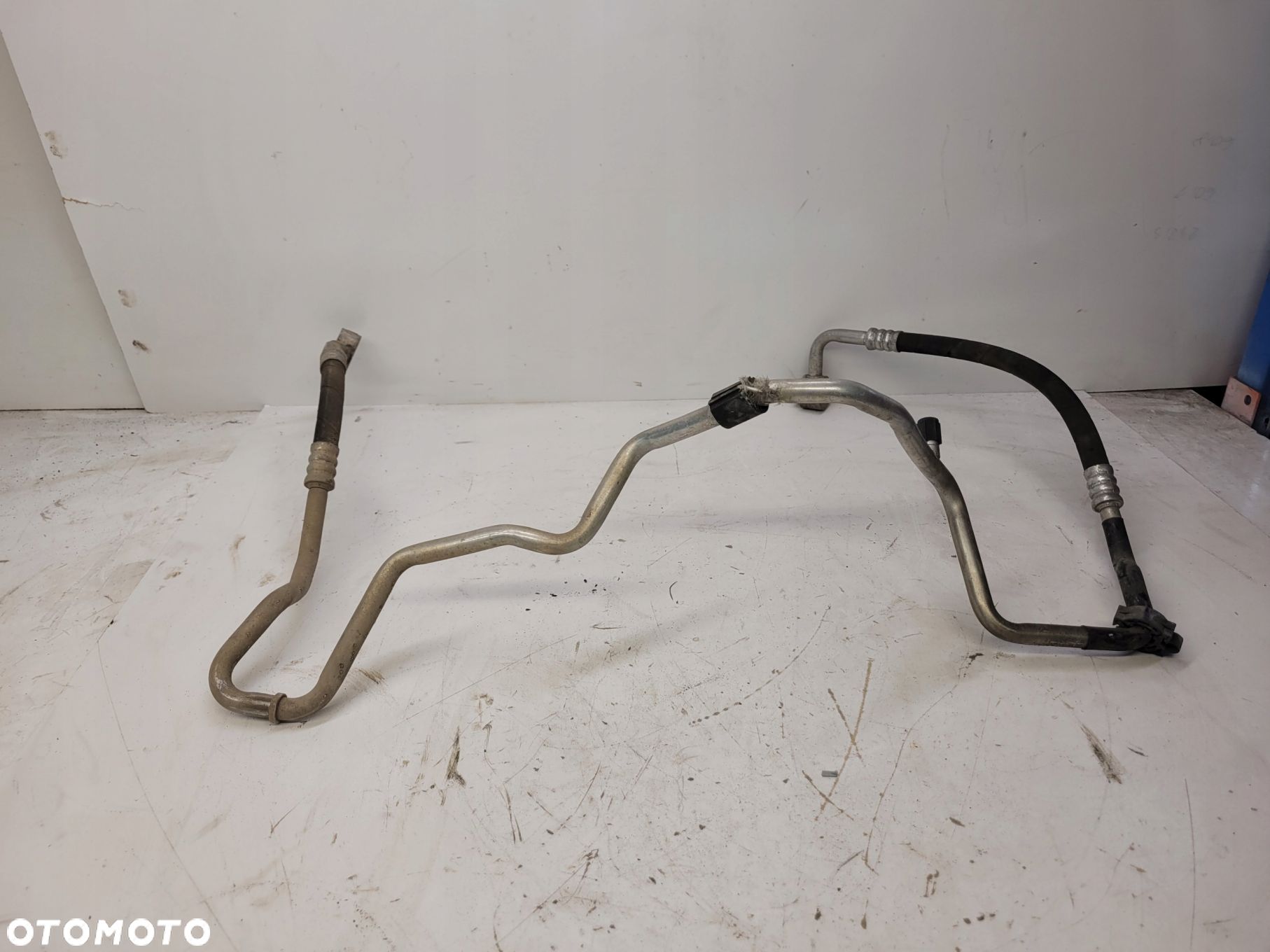 WĄŻ PRZEWÓD KLIMATYZACJI AUDI VW 6R2820743AF UK - 1