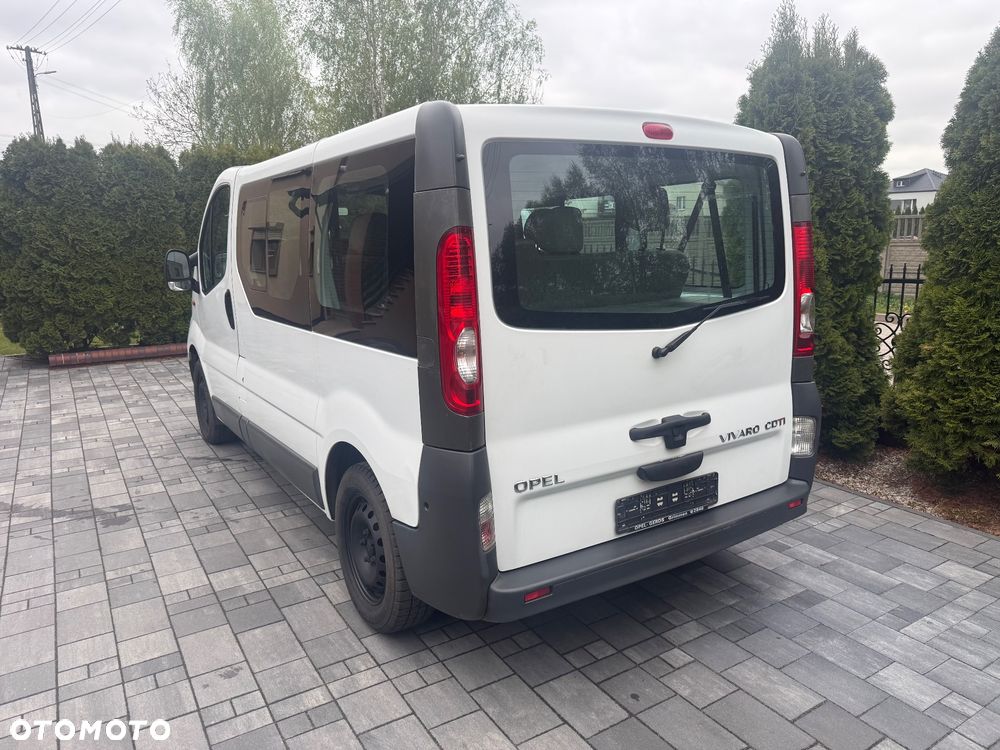 Opel Vivaro - 9