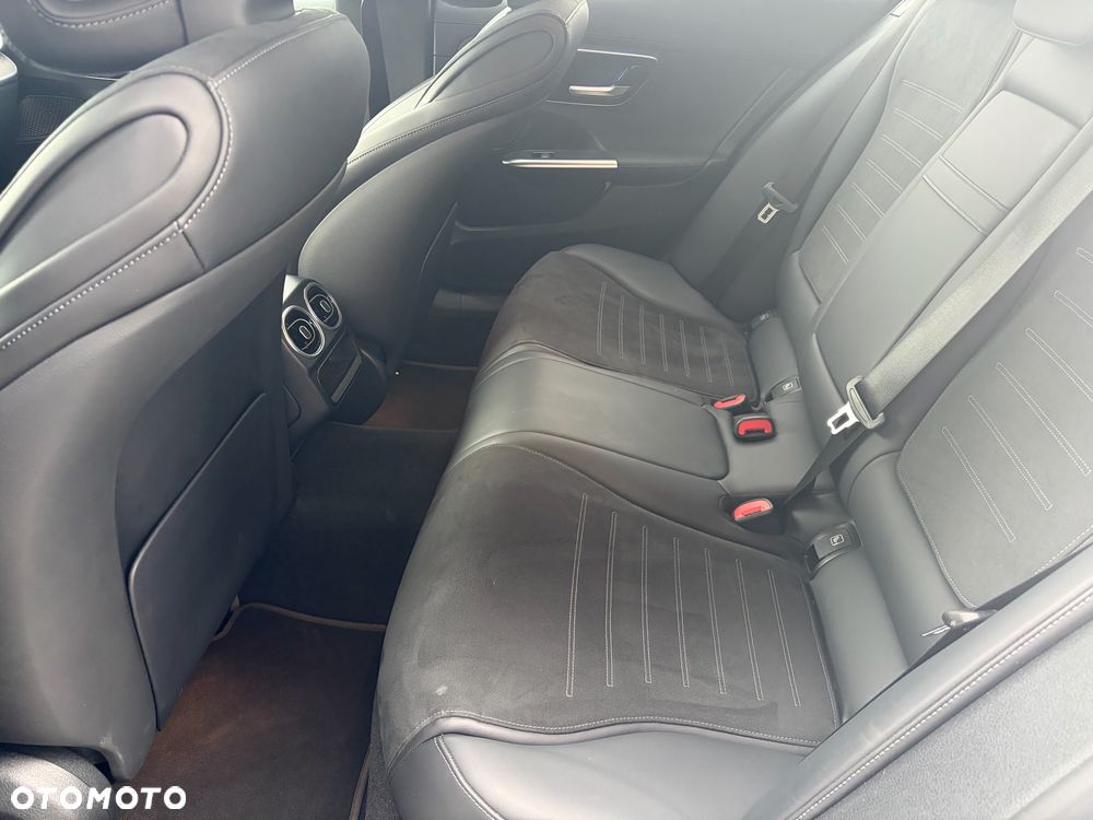 Mercedes-Benz Klasa C 220 d mHEV 4-Matic AMG - 16