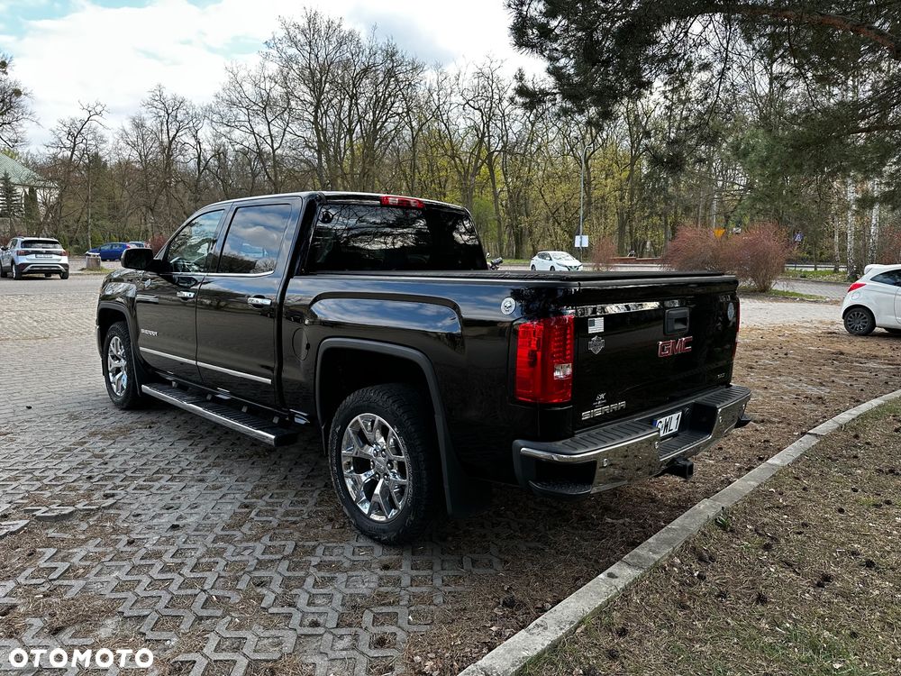 GMC Sierra - 21