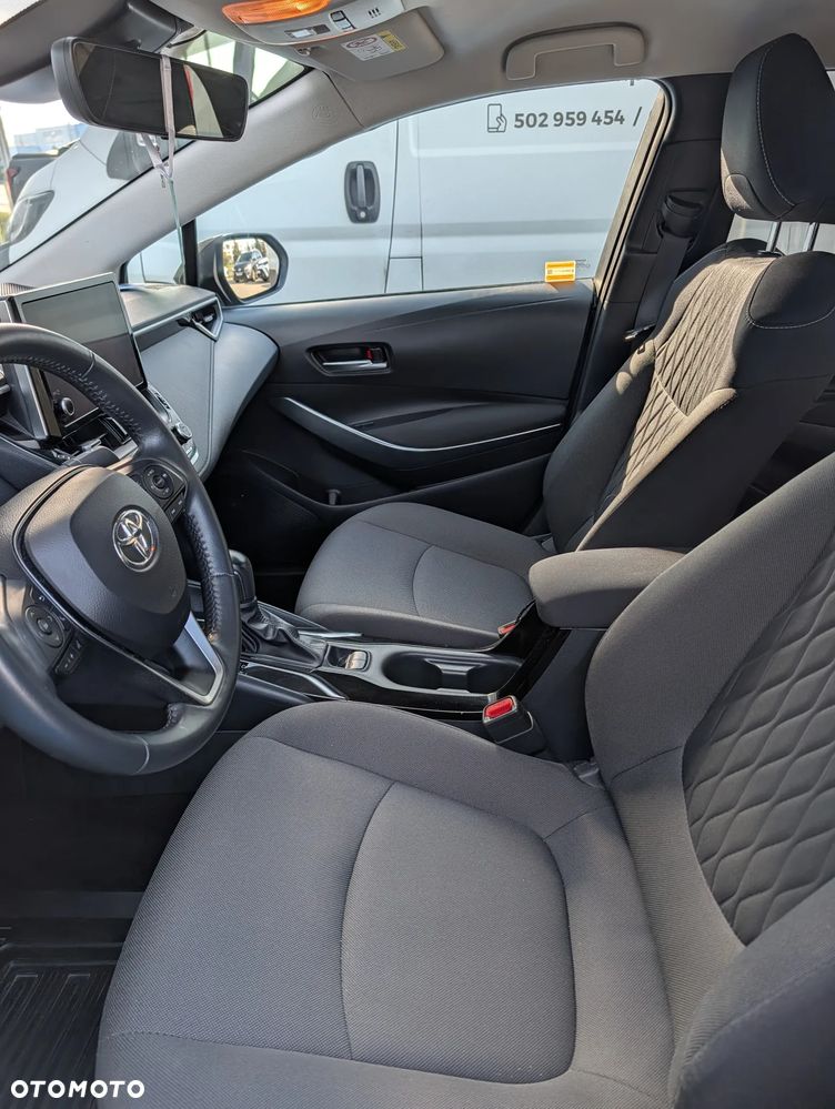 Toyota Corolla - 6