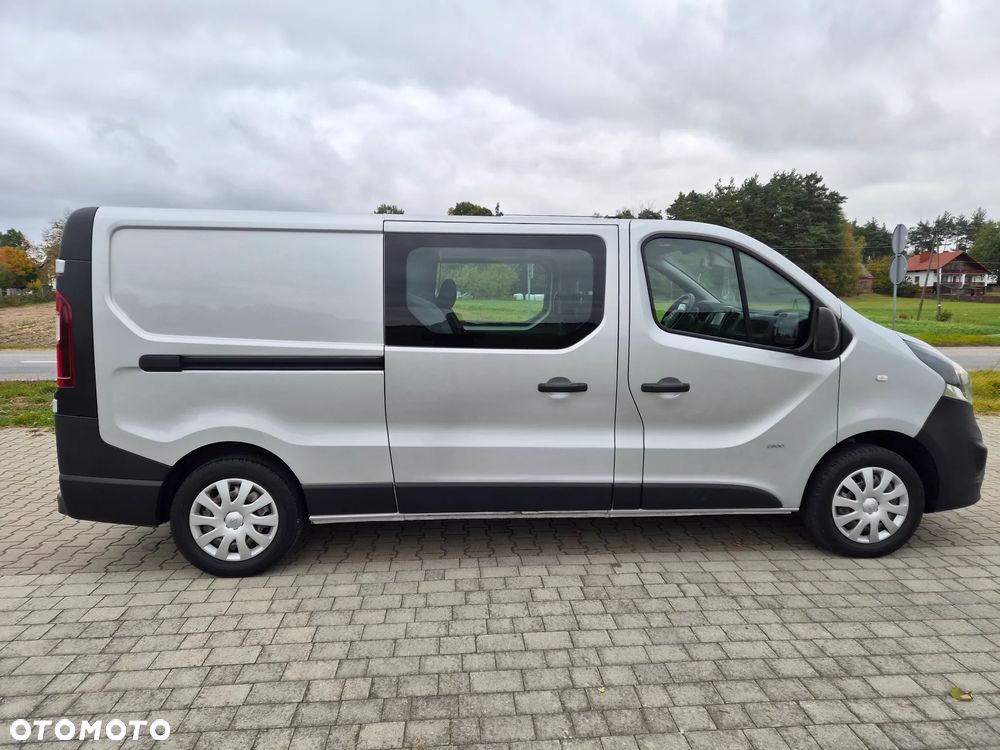 Opel Vivaro - 8