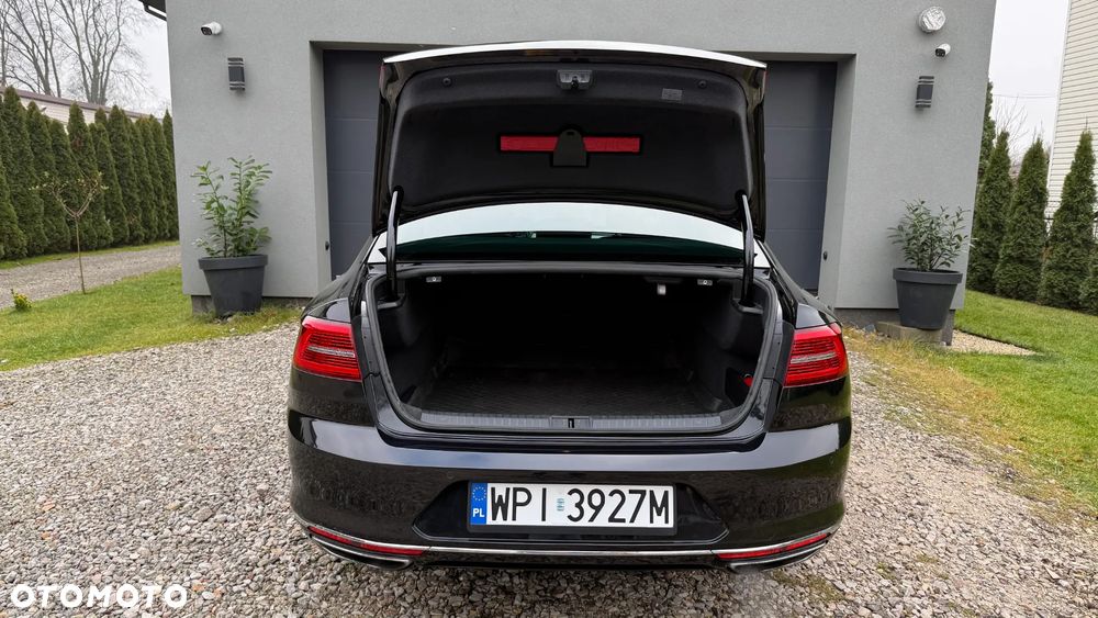 Volkswagen Passat 2.0 TSI (BlueMotion Technology) 4Motion DSG Highline - 24