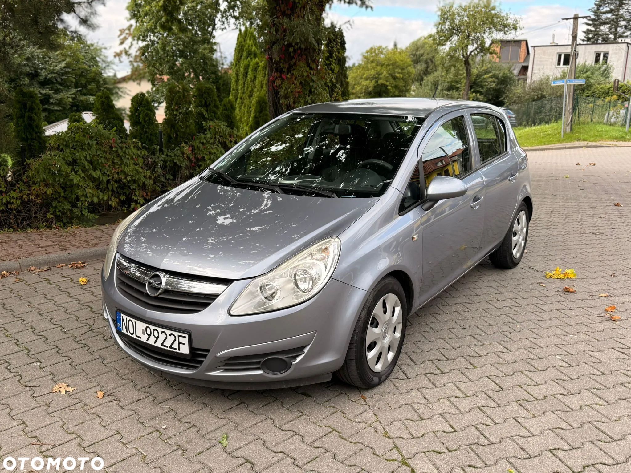 Opel Corsa 1.2 16V Enjoy - 1