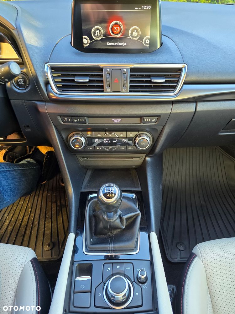 Mazda 3 1.5 D Skypassion - 9