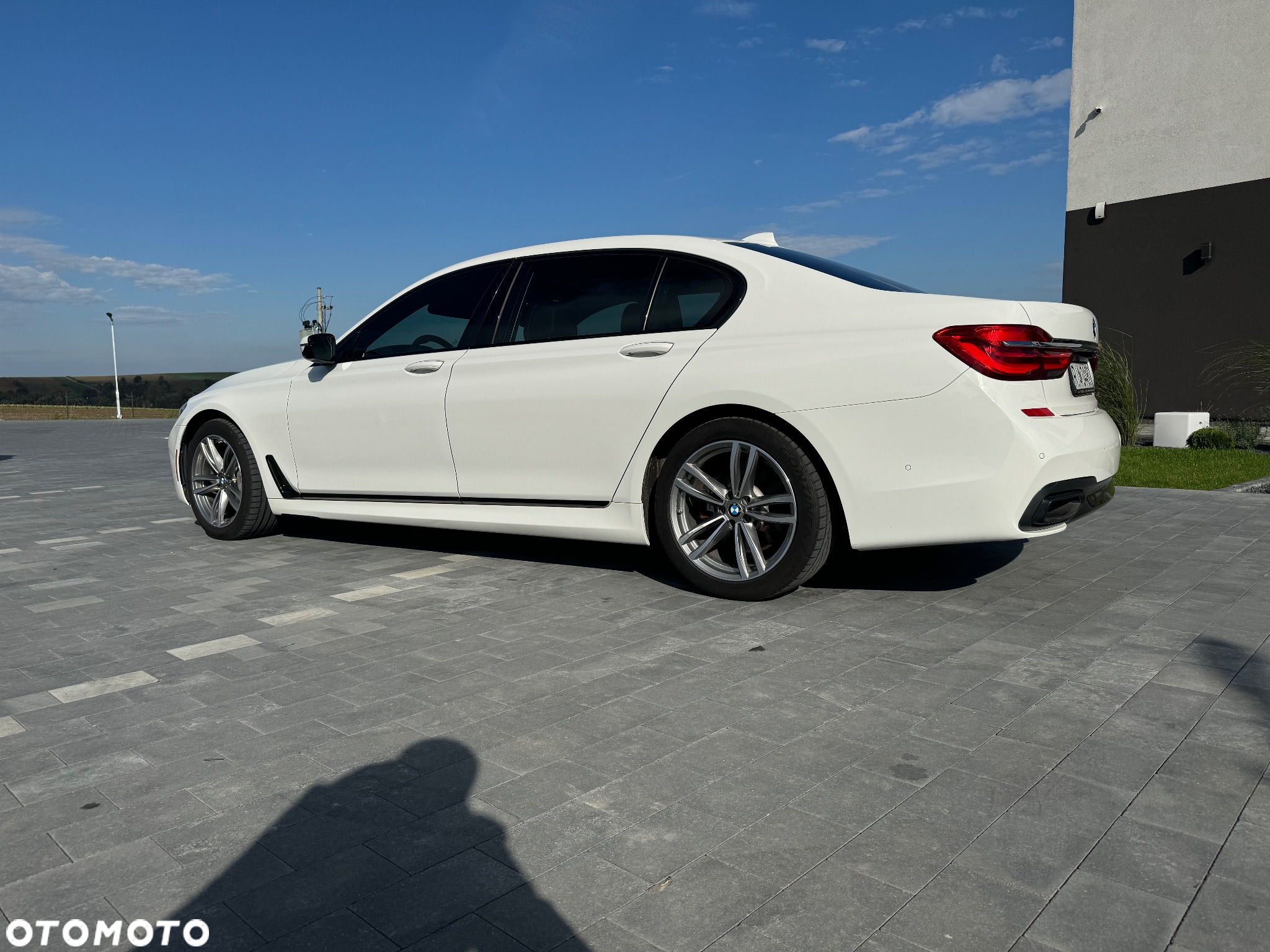 BMW Seria 7 740Li xDrive - 9