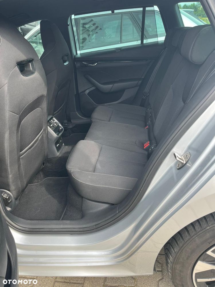 Skoda Octavia 2.0 TDI 4x4 Sportline DSG - 13