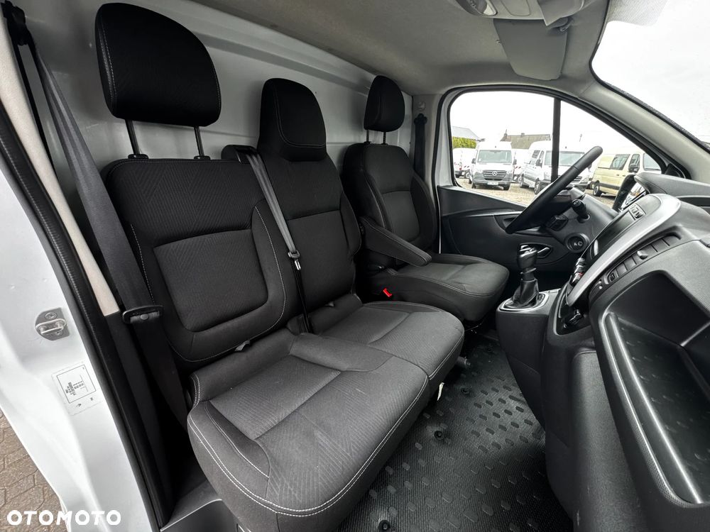 Renault TRAFIC - 15
