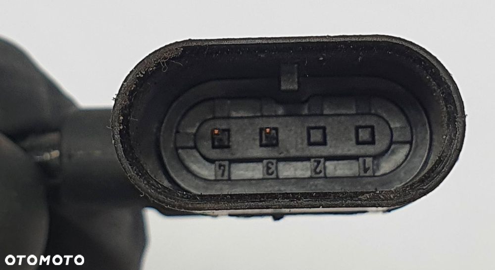 CZUJNIK ABS ABSU LEWY TYŁ TYLNY MERCEDES W213 A2135403905 - 2