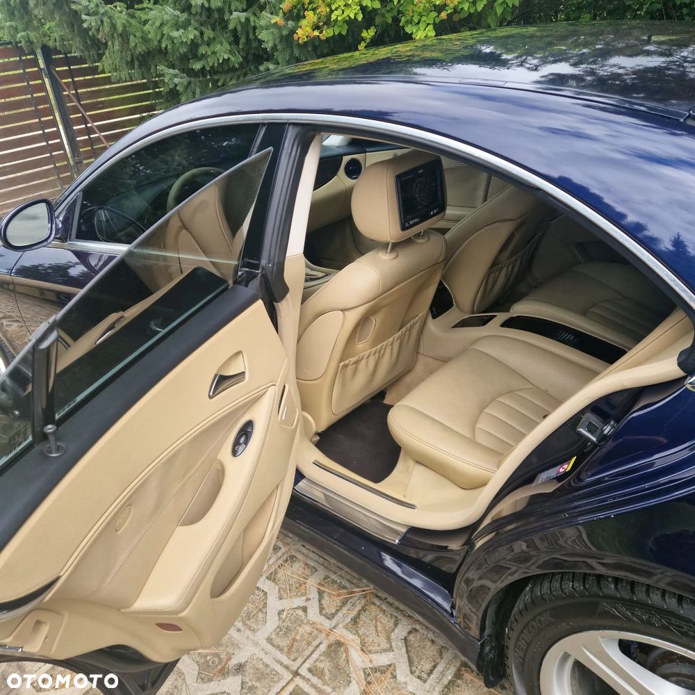 Mercedes-Benz CLS 500 - 25