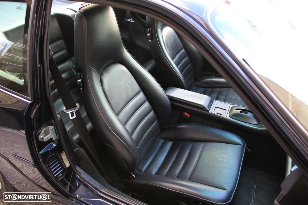 Porsche 968 - 28