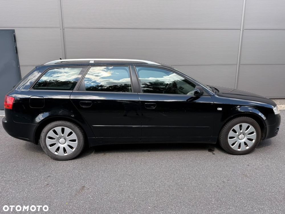 Audi A4 Avant 2.0 TDI - 4