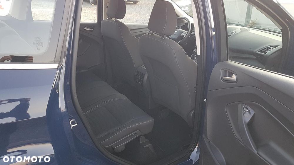 Ford Kuga 1.5 EcoBoost 2x4 Cool & Connect - 31