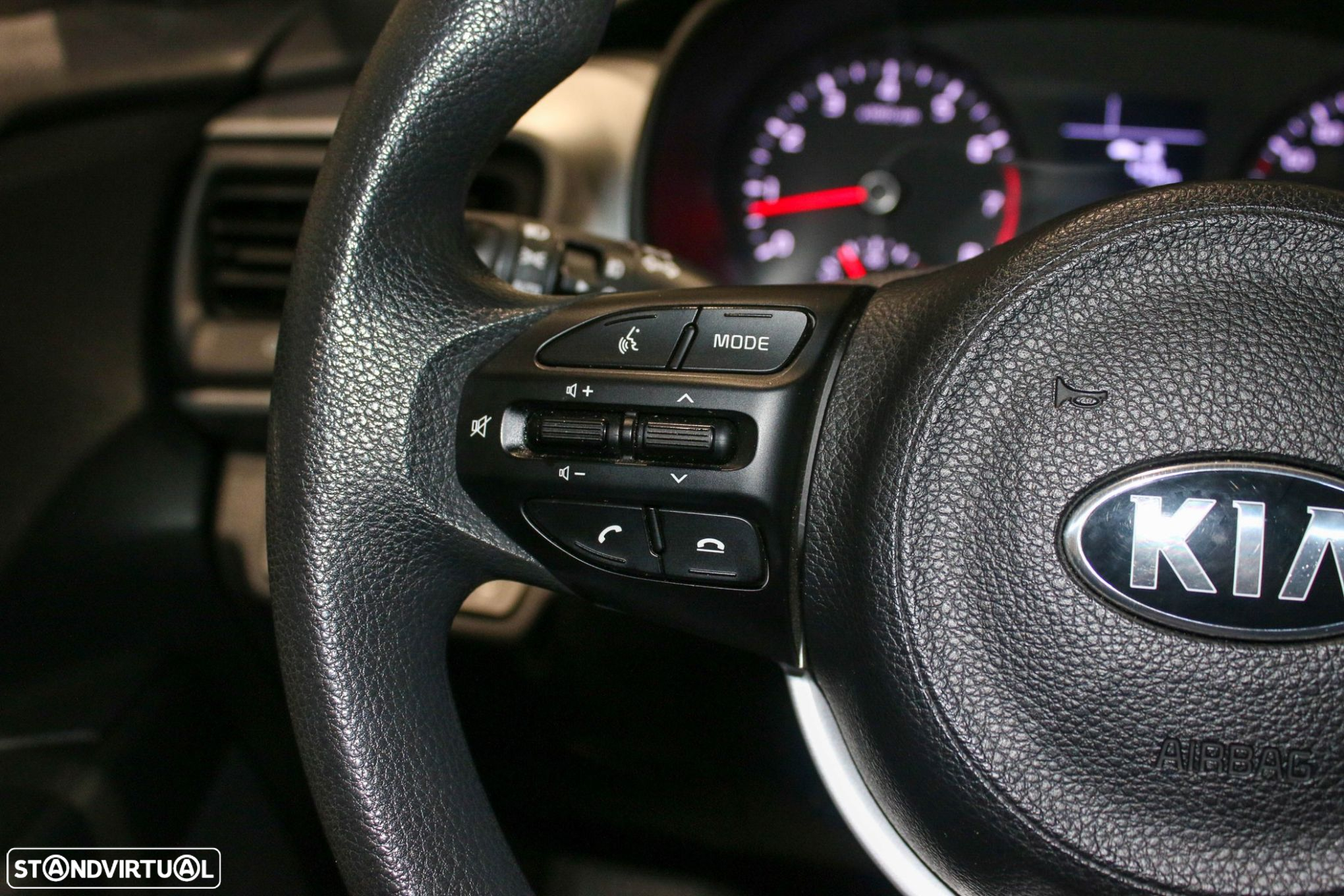 Kia Stonic 1.2 Dynamic - 27