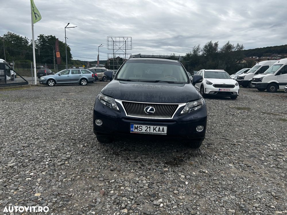 Lexus Seria RX - 10