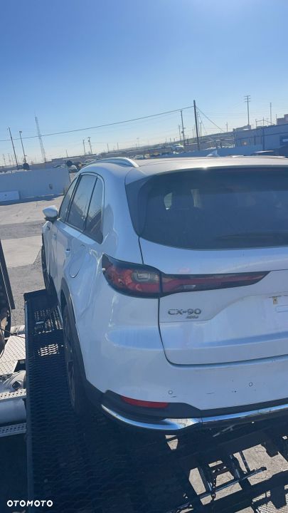 Mazda CX-90 - 21
